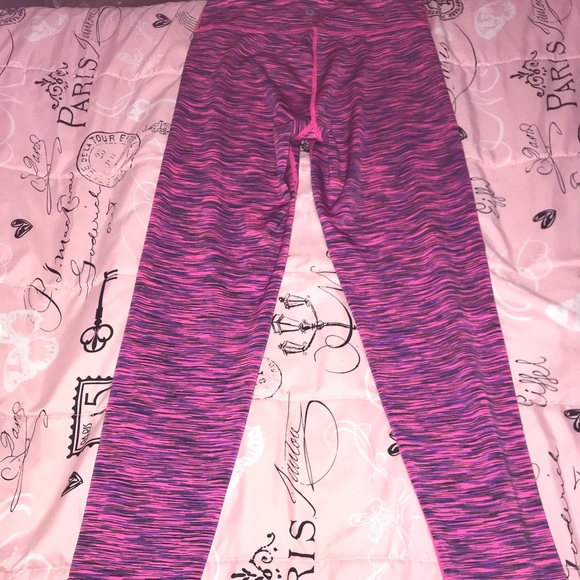 yoga leggings - Picture 3 of 4